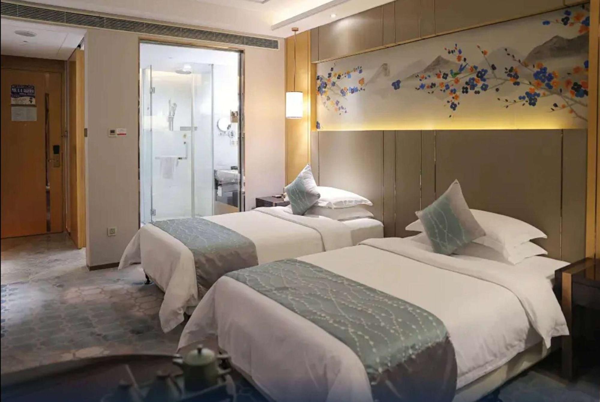 Ramada Yiyang Taojiang Hotel Exterior foto