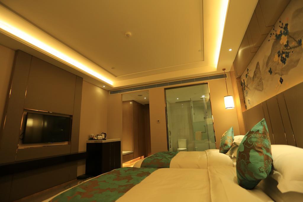 Ramada Yiyang Taojiang Hotel Exterior foto