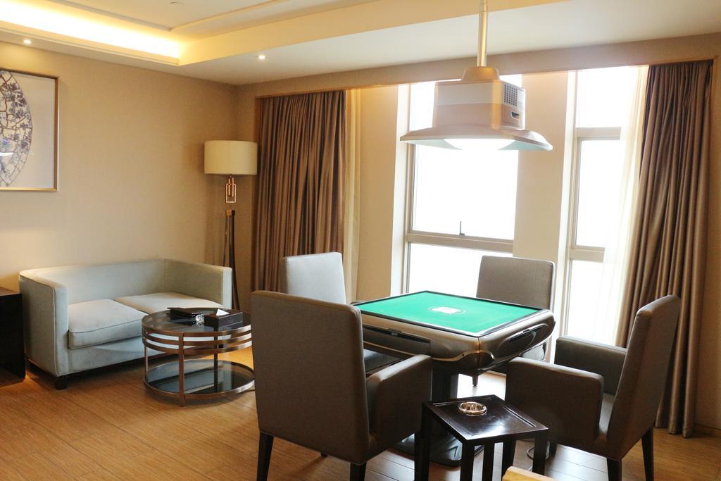 Ramada Yiyang Taojiang Hotel Exterior foto