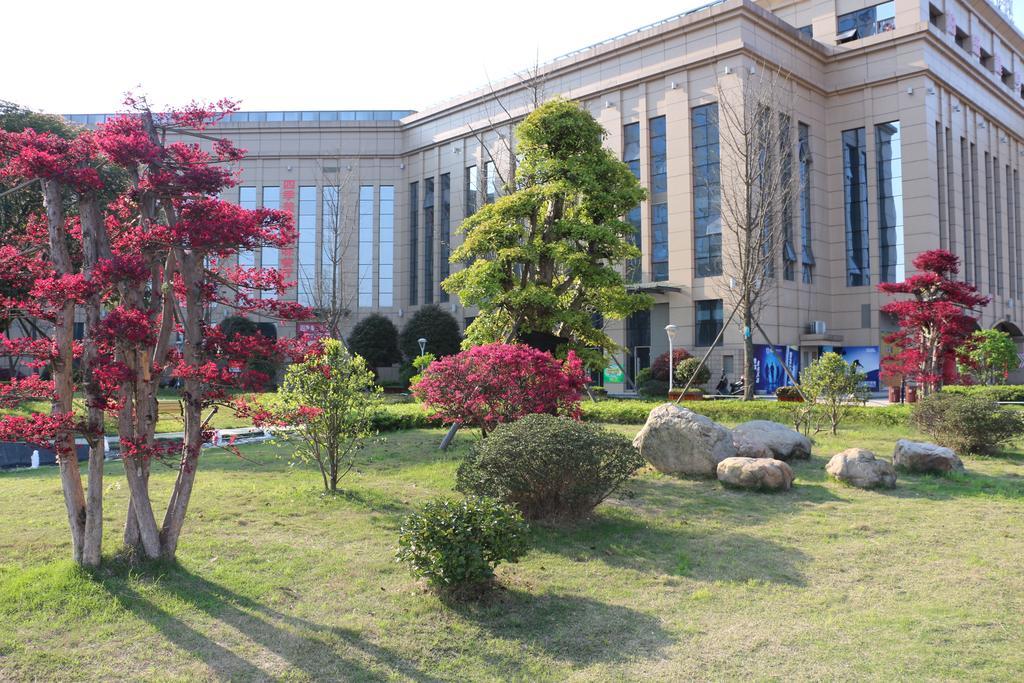 Ramada Yiyang Taojiang Hotel Exterior foto