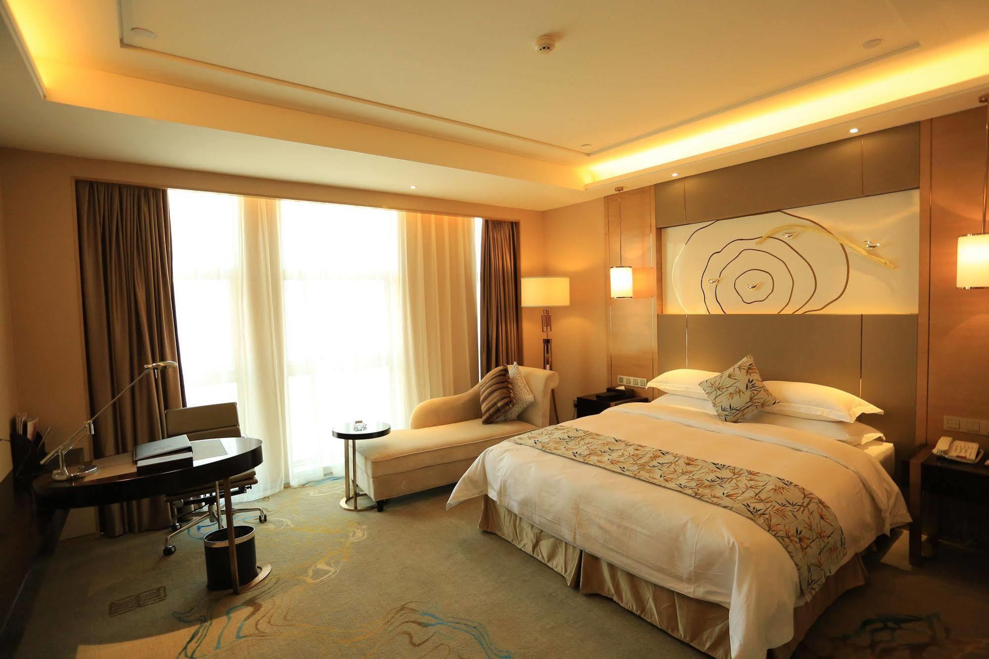 Ramada Yiyang Taojiang Hotel Exterior foto