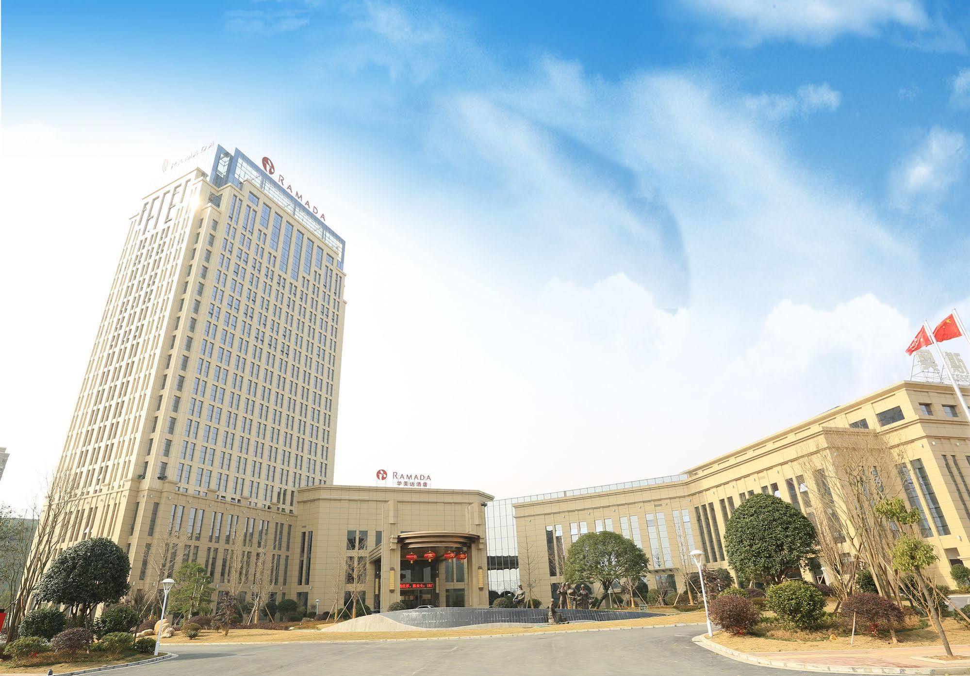 Ramada Yiyang Taojiang Hotel Exterior foto